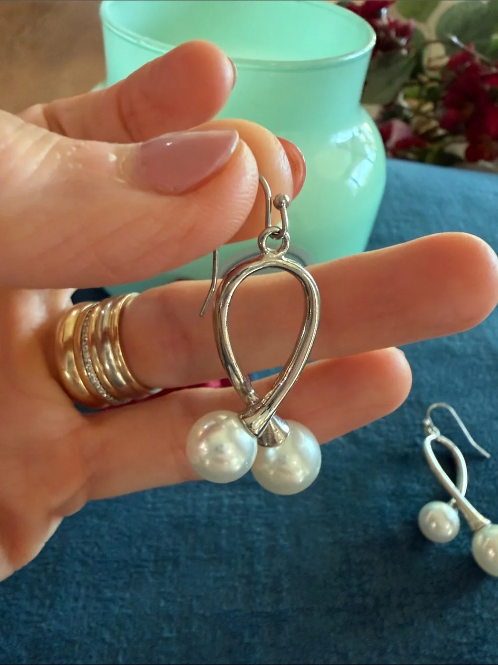 Elegant Silver Toned Pearl Drop Earrings - Fashion Women’s Jewelry